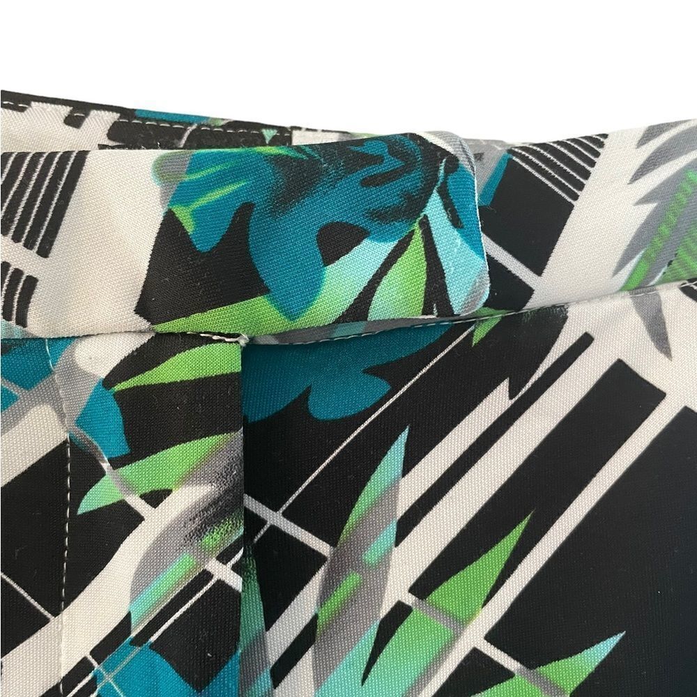 ‎ASHLEY STEWART FLORAL PANTS - Picture 2 of 8